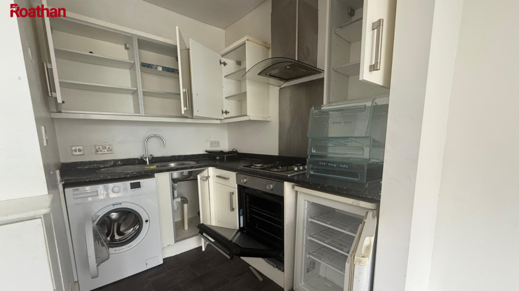 1 Bedroom Flat to Rent in High Street Sutton SM1 – £1,400 pcm