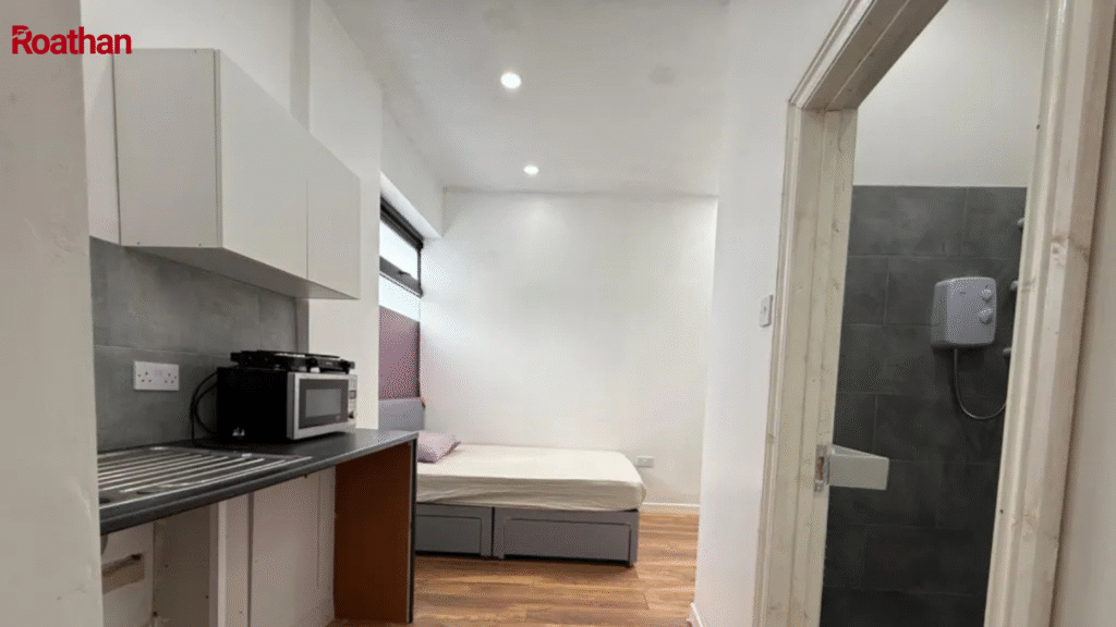 Studio Flat to Rent in Norbury Avenue SW16 – £1,200 pcm