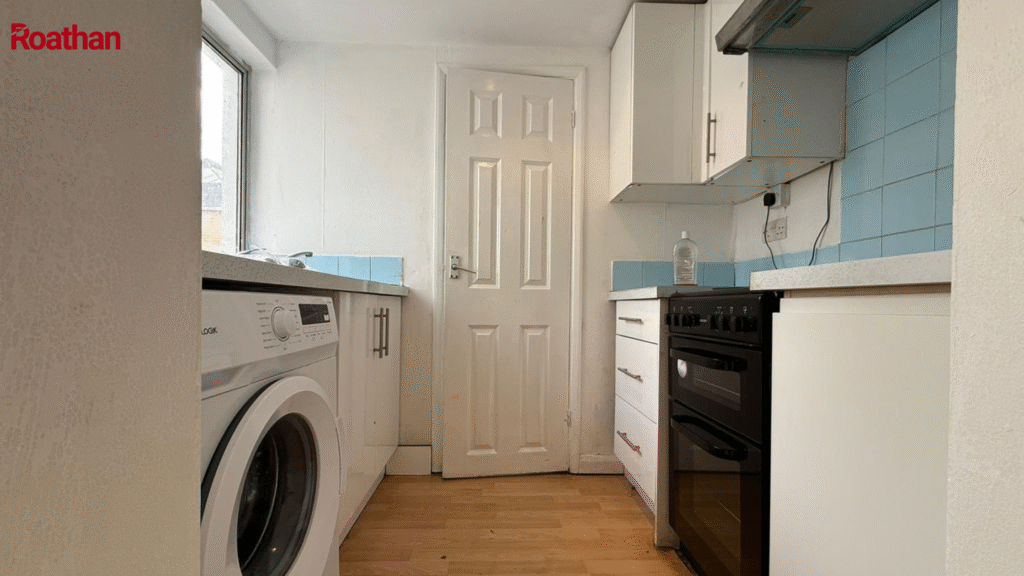 1 Bedroom Flat to Rent Addiscombe Road, CR0 6AA – £1,400 PCM