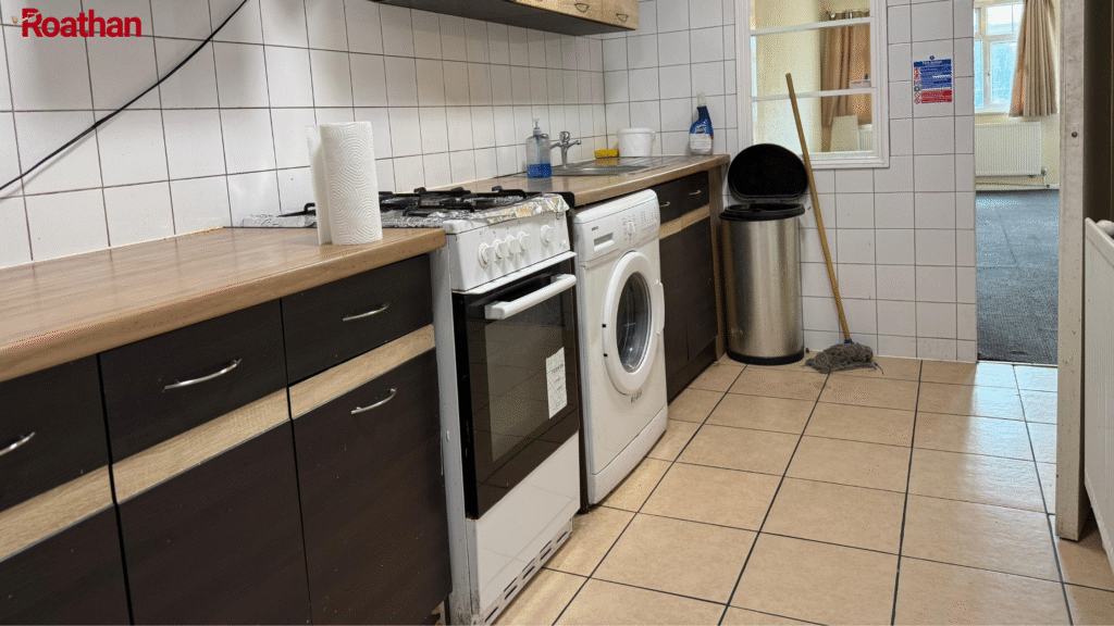 2 Bedroom Flat to Rent  Nelson Close, Croydon CR0  (£1,500 pcm)