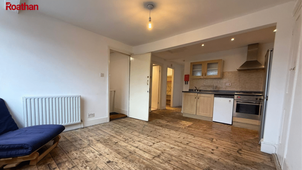 2 Bedroom Flat to Rent in Camberwell Church — SE5 8QY (£1800)